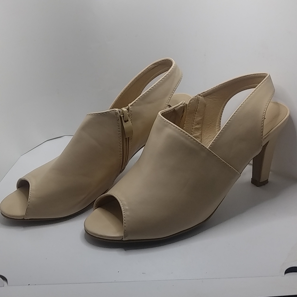 BOSTON DESIGN STUDIO